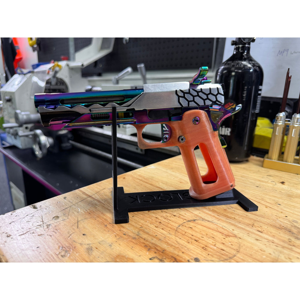
                  
                    Hi-Cappa Skeleton Grip
                  
                