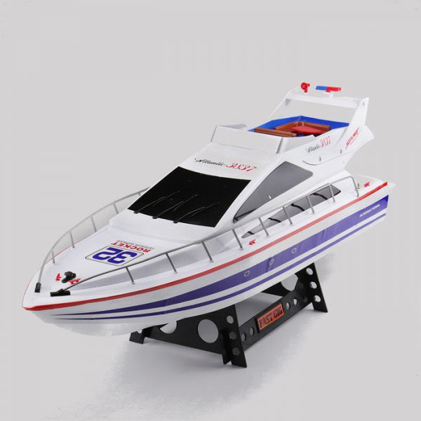 
                  
                    Heng Long RC Boat High Speed | rc speed boat | Double Motor Drive Remote Control Boat | RC Boat adult and Kids 3837
                  
                