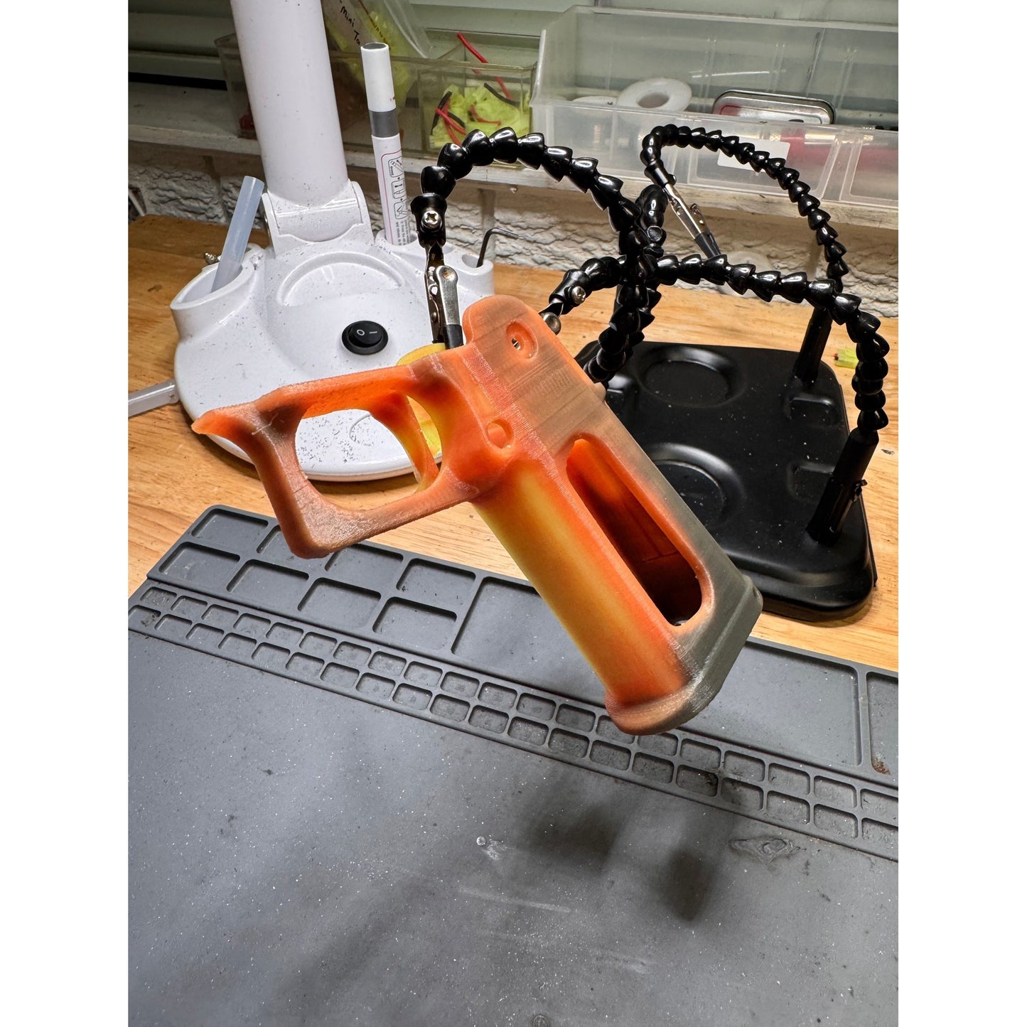 
                  
                    Hi-Cappa Skeleton Grip
                  
                